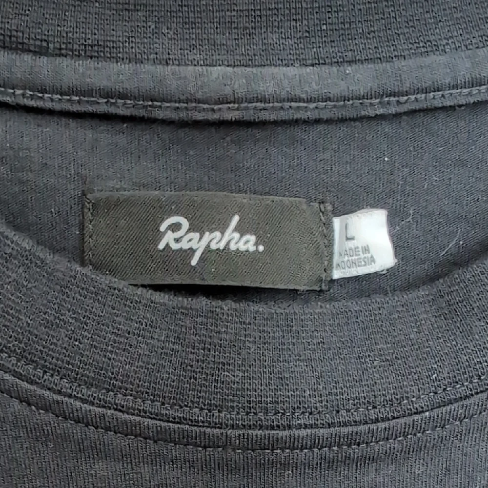 Rapha Black Short Sleeve Tee - Picture 2 of 3